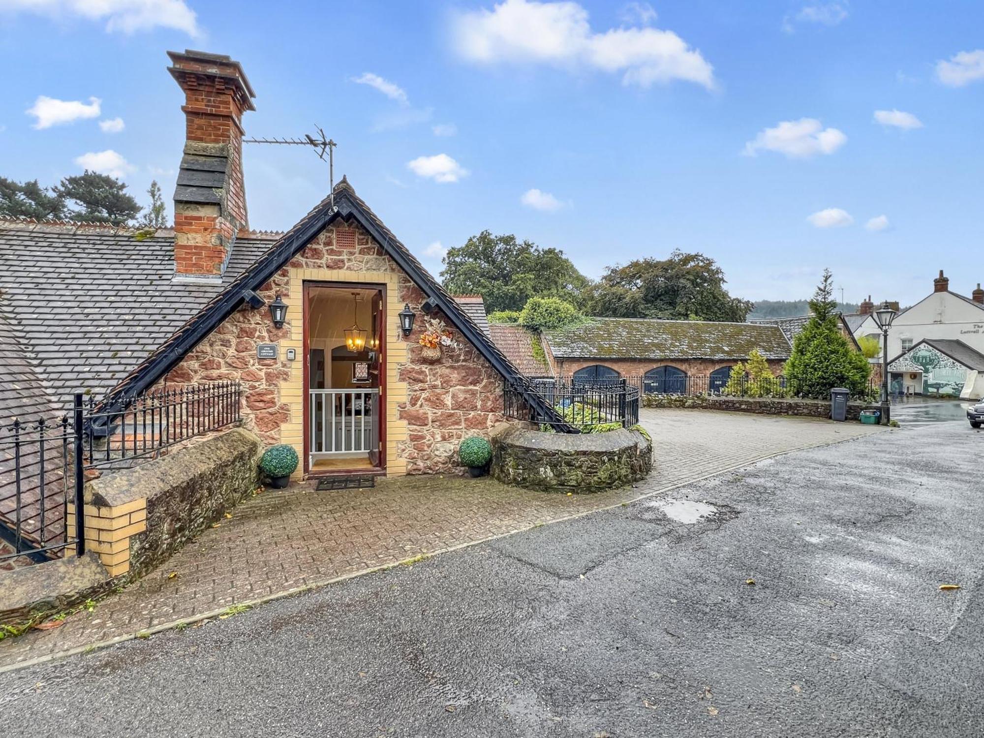 One Grooms Cottage, Dunster Exterior photo